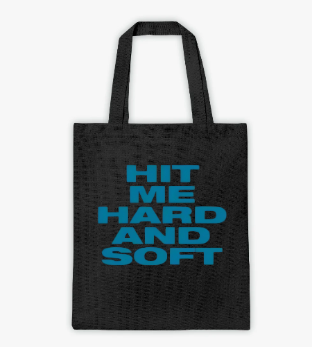 Hit me hard and soft - أمامي